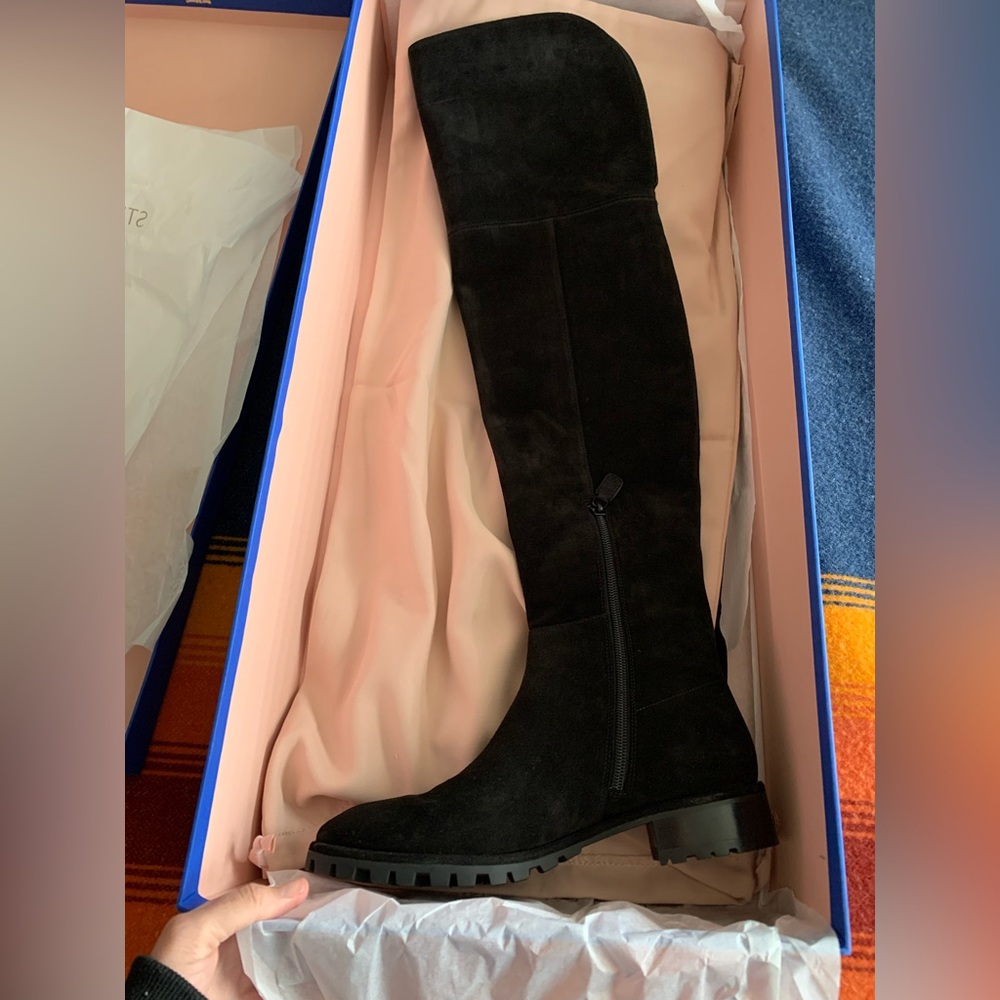 *NIB*. Stuart Weitzman “Amber” Suede Over the Knee Boots Size 8 (EU8.5)